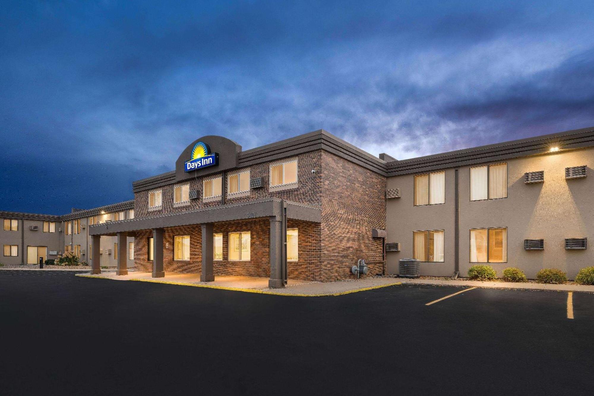 Days Inn By Wyndham Sioux Falls Extérieur photo