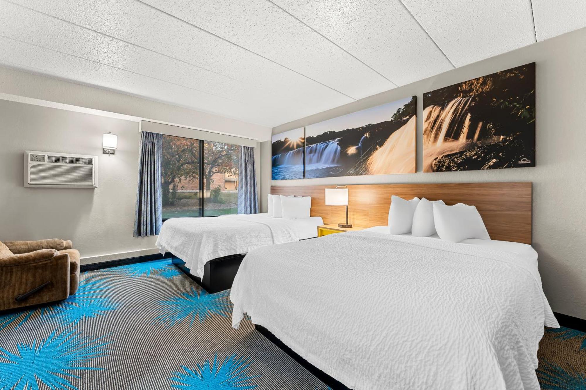Days Inn By Wyndham Sioux Falls Extérieur photo