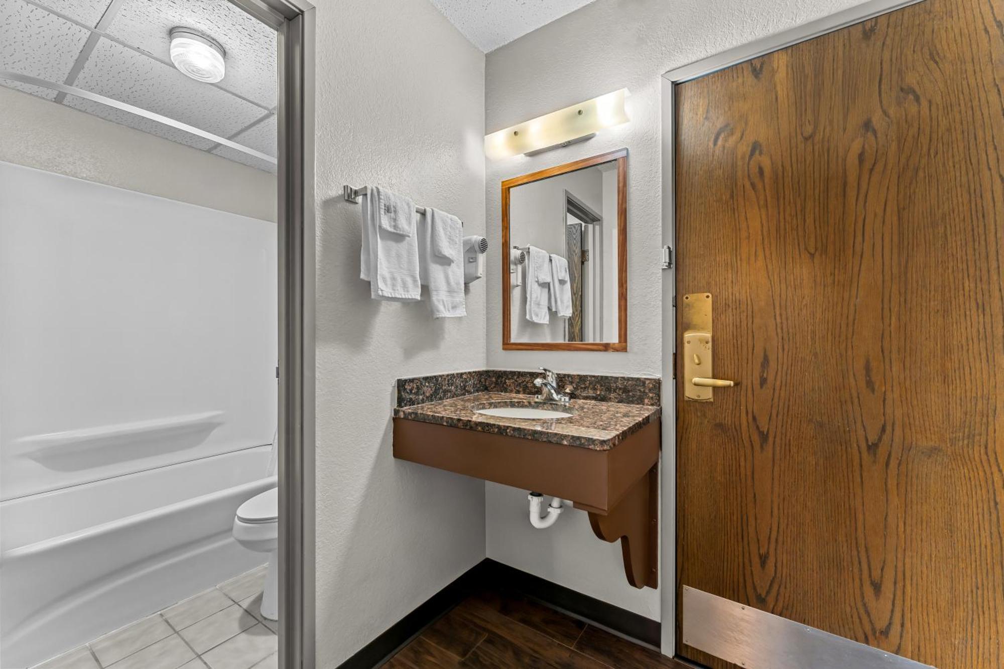 Days Inn By Wyndham Sioux Falls Extérieur photo